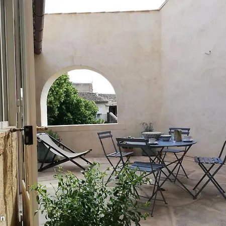Appartamento De Charme Entre Camargue Et Cévennes *