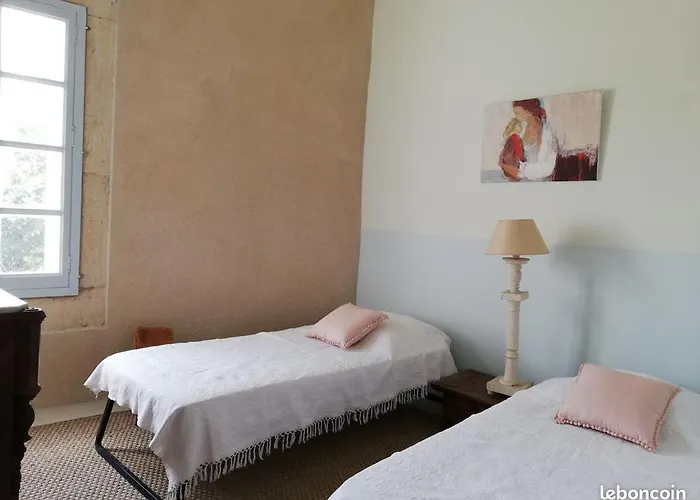 De Charme Entre Camargue Et Cévennes Appartamento