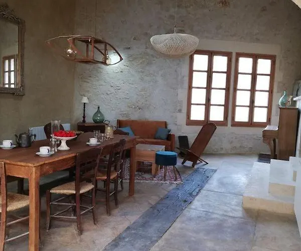 De Charme Entre Camargue Et Cévennes Appartamento *